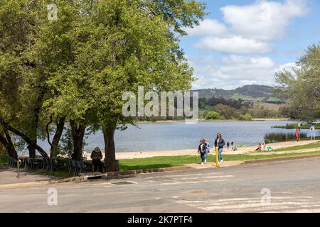 Lac Canobolas réserve et réservoir zone de loisirs, Orange NSW, Australie au printemps 2022 Banque D'Images