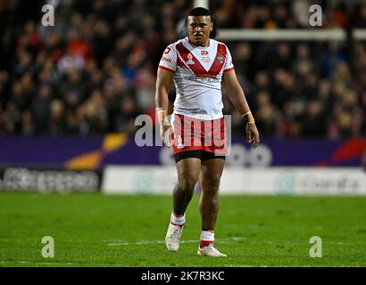 St Helens, Royaume-Uni. 18th octobre 2022. Coupe du monde de rugby 2021. Tonga V Papouasie-Nouvelle-Guinée. Totalement Wicked Stadium. St Helens. Mosese Suli (Tonga) lors du match de la coupe du monde de rugby de la Ligue des Tonga V de Papouasie-Nouvelle-Guinée. Round 1, groupe D. Credit: Le sport en images/Alamy Live News Banque D'Images