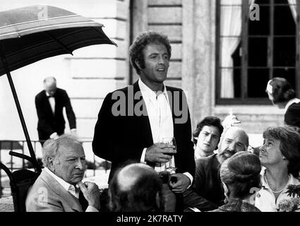 James Caan film: The Gambler (1974) caractères: Axel Freed 01 octobre 1974 **AVERTISSEMENT** cette photographie est à usage éditorial exclusif et est le droit d'auteur de PARAMOUNT et/ou du photographe assigné par la Société de film ou de production et ne peut être reproduite que par des publications en conjonction avec la promotion du film ci-dessus. Un crédit obligatoire pour PARAMOUNT est requis. Le photographe doit également être crédité lorsqu'il est connu. Aucune utilisation commerciale ne peut être accordée sans l'autorisation écrite de la Société du film. Banque D'Images