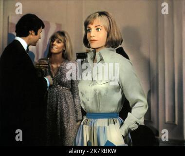 Carrie Snodgress film Diary of A Mad Housewife (1976) personnages : Tina Balser réalisateur : Frank Perry 10 août 1970 **AVERTISSEMENT** cette photographie est destinée à un usage éditorial seulement et est la propriété d'UNIVERSAL et/ou du photographe assigné par le film ou la société de production et ne peut être reproduite que par des publications en liaison avec la promotion du film ci-dessus. Un crédit obligatoire pour UNIVERSAL est requis. Le photographe doit également être crédité lorsqu'il est connu. Aucune utilisation commerciale ne peut être accordée sans autorisation écrite de The film Company. Banque D'Images