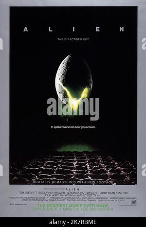 Film Poster film Alien (USA/UK 1979) réalisateur : Ridley Scott 25 mai 1979 **AVERTISSEMENT** cette photographie est à usage éditorial exclusif et est protégée par les droits d'auteur de 20TH CENTURY FOX et/ou du photographe désigné par The film or production Company et ne peut être reproduite que par des publications dans le cadre de la promotion du film ci-dessus. Un crédit obligatoire pour 20TH CENTURY FOX est requis. Le photographe doit également être crédité lorsqu'il est connu. Aucune utilisation commerciale ne peut être accordée sans autorisation écrite de The film Company. Banque D'Images