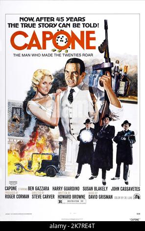 Susan Blakely & Ben Gazzara Poster film: Capone (1975) personnages: Iris Crawford, Al Capone Directeur: Steve Carver 16 avril 1975 **AVERTISSEMENT** cette photographie est à usage éditorial exclusif et est le droit d'auteur de 20th CENTURY FOX et/ou le photographe assigné par la Société de film ou de production et ne peut être reproduite que par des publications dans le cadre de la promotion du film ci-dessus. Un crédit obligatoire à 20th CENTURY FOX est requis. Le photographe doit également être crédité lorsqu'il est connu. Aucune utilisation commerciale ne peut être accordée sans l'autorisation écrite de la Société du film. Banque D'Images