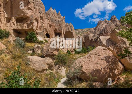 Maisons de roche à Zelve, Cappadoce, Turquie Banque D'Images