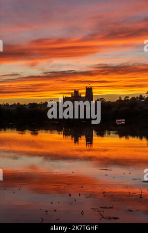 Coucher de soleil sur Ely, vue depuis les puits de Roswell Banque D'Images