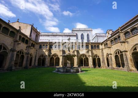 Cloître du Monastère de Santa Cruz à Coimbra, Portugal Banque D'Images