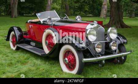 GROSSE POINTE SHORES, MI/USA - 16 JUIN 2013 : voiture Auburn Boattail Speedster 1929, spectacle de voitures EyesOn Design, Edsel & Eleanor Ford House, près de Detroit. Banque D'Images