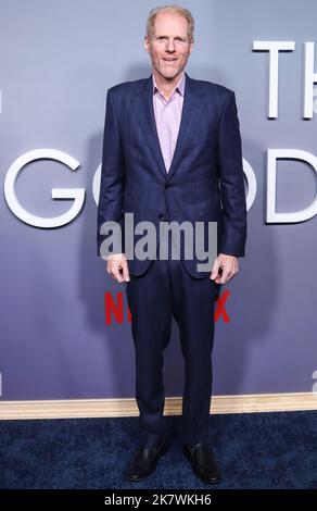 New York, États-Unis. 18th octobre 2022. MANHATTAN, NEW YORK, NEW YORK, États-Unis - OCTOBRE 18 : l'acteur américain Noah Emmerich arrive au New York Special screening of Netflix's 'The Good Nurse', qui s'est tenu au Paris Theatre on 18 octobre 2022 à Manhattan, New York, États-Unis. (Photo de Jordan Hinton/image Press Agency) Credit: Image Press Agency/Alay Live News Banque D'Images