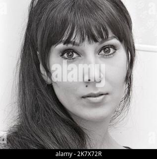 ANITA HARRIS chanteuse pop anglaise en septembre 1964. Photo : Tony Gale Banque D'Images