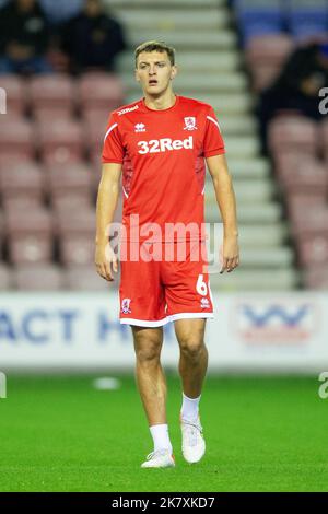 Wigan, Royaume-Uni. 19th octobre 2022. DAEL Fry #6 de Middlesbrough pendant le match de championnat de Sky Bet Wigan Athletic vs Middlesbrough au stade DW, Wigan, Royaume-Uni, 19th octobre 2022 (photo de Phil Bryan/News Images) à Wigan, Royaume-Uni le 10/19/2022. (Photo de Phil Bryan/News Images/Sipa USA) Credit: SIPA USA/Alay Live News Banque D'Images