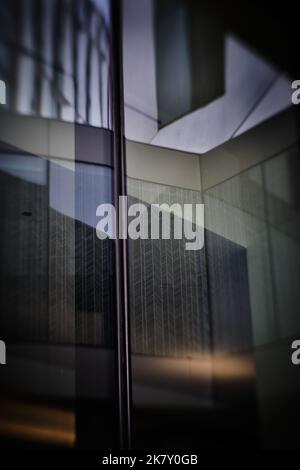 Gros plan d'un élément architectural créant une image abstraite qui peut être utilisée comme arrière-plan Banque D'Images