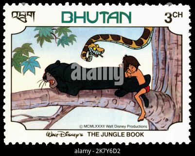 Bagheera, Kaa & Mowgli film The Jungle Book (USA 1967) personnages : Bagheera,Kaa & Mowgli réalisateur : Wolfgang Reitherman 18 octobre 1967 **AVERTISSEMENT** cette photographie est à usage éditorial exclusif et est la propriété de DISNEY et/ou du photographe attribué par la société de production et ne peut être reproduite que par des publications en liaison avec la promotion du film ci-dessus. Un crédit DISNEY obligatoire est requis. Le photographe doit également être crédité lorsqu'il est connu. Aucune utilisation commerciale ne peut être accordée sans autorisation écrite de The film Company. Banque D'Images
