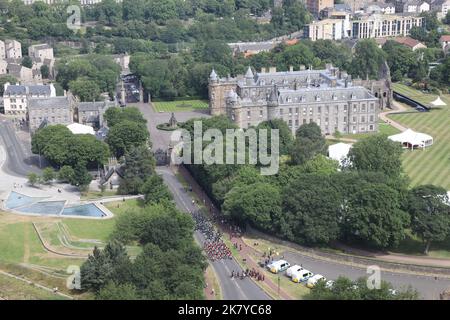 Groupe du Royal Regiment of Scotland et de la Compagnie Balaklava - pendant les réhérénales de la cérémonie des clefs, Holyroodhouse Edinburgh juin 2022 Banque D'Images