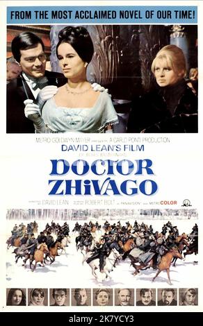 Omar Sharif, Geraldine Chaplin & Julie Christie Movie Postermovie Poster film: Doctor Zhivago (USA/UK/IT 1965) Directeur: David Lean 22 décembre 1965 **AVERTISSEMENT** cette photographie est destinée à un usage éditorial exclusif et est le copyright de MGM et/ou le photographe assigné par la Société de film ou de production et ne peut être reproduite que par des publications en conjonction avec la promotion du film ci-dessus. Un crédit obligatoire pour MGM est requis. Le photographe doit également être crédité lorsqu'il est connu. Aucune utilisation commerciale ne peut être accordée sans l'autorisation écrite de la Société du film. Banque D'Images