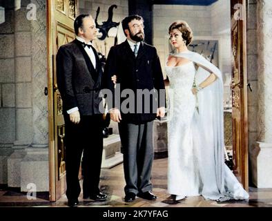 Herbert LOM, Peter Sellers & Nadia Gray film: M. Topaze; I like Money (UK 1962) personnages: Castel Benac,Auguste Topaze & Suzy Directeur: Peter Sellers 04 avril 1961 **AVERTISSEMENT** cette photographie est à usage éditorial exclusif et est le droit d'auteur de 20th CENTURY FOX et/ou le photographe assigné par la Société de film ou de production et ne peut être reproduite que par des publications dans le cadre de la promotion du film ci-dessus. Un crédit obligatoire à 20th CENTURY FOX est requis. Le photographe doit également être crédité lorsqu'il est connu. Aucune utilisation commerciale ne peut être accordée sans l'autorisation écrite du Banque D'Images