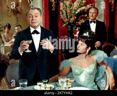 Edward G. Robinson & Daliah Lavi film: Deux semaines dans une autre ville (USA 1962) personnages: Maurice Kruger & Veronica / Literaturverfilmung (basé sur le livre d'Irwin Shaw) Directeur: Vincente Minnelli 17 août 1962 **AVERTISSEMENT** cette photographie est destinée à un usage éditorial exclusif et est protégée par les droits d'auteur de MGM et/ou du photographe attribué par la Société du film ou de la production et ne peut être reproduite que par des publications dans le cadre de la promotion du film ci-dessus. Un crédit obligatoire pour MGM est requis. Le photographe doit également être crédité lorsqu'il est connu. Aucune utilisation commerciale ne peut être accordée sans autorisation Banque D'Images