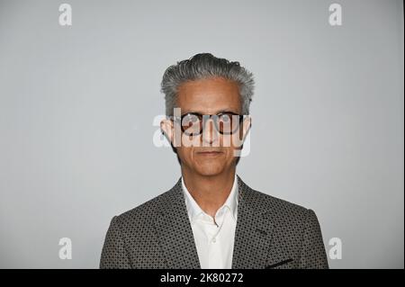 Milan, Italie. 19th octobre 2022. Milan, Italie MAX VADUKUL LE TÉMOIN Climate change présentation de l'exposition du photographe dédiée à l'environnement à la SOZZANI FONATION présente différents invités du monde du divertissement, de la culture et de la politique. Dans la photo: Max Vadukul crédit: Agence de photo indépendante/Alamy Live News Banque D'Images