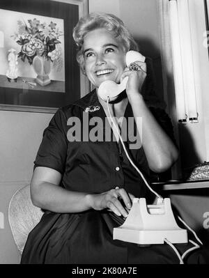 Maria Schell film les Frères Karamazov (1958) personnages : Grushenka réalisateur : Richard Brooks 20 février 1958 **AVERTISSEMENT** cette photographie est réservée à un usage éditorial et est la propriété de MGM et/ou du photographe désigné par la société de production et ne peut être reproduite que par des publications en liaison avec la promotion du film ci-dessus. Un crédit obligatoire à MGM est requis. Le photographe doit également être crédité lorsqu'il est connu. Aucune utilisation commerciale ne peut être accordée sans autorisation écrite de The film Company. Banque D'Images