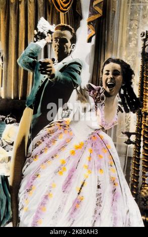 Montgomery Clift & Elizabeth Taylor film: Raintree County (USA 1957) personnages: John Wickliff Shawnessy & Susanna Drake / Literaturverfilmung (basé sur le livre de Ross Lockridge Jr.) Réalisateur: Edward Dmytryk 04 octobre 1957 **AVERTISSEMENT** cette photographie est à usage éditorial exclusif et est le droit d'auteur de MGM et/ou le photographe assigné par la Société de film ou de production et ne peut être reproduite que par des publications dans le cadre de la promotion du film ci-dessus. Un crédit obligatoire pour MGM est requis. Le photographe doit également être crédité lorsqu'il est connu. Aucune utilisation commerciale ne peut être accordée W Banque D'Images