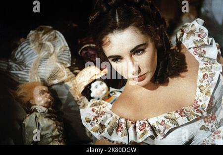 Elizabeth Taylor film: Raintree County (USA 1957) personnages: Susanna Drake / Literaturverfilmung (basé sur le livre de Ross Lockridge Jr.) Réalisateur: Edward Dmytryk 04 octobre 1957 **AVERTISSEMENT** cette photographie est à usage éditorial exclusif et est le droit d'auteur de MGM et/ou le photographe assigné par la Société de film ou de production et ne peut être reproduite que par des publications dans le cadre de la promotion du film ci-dessus. Un crédit obligatoire pour MGM est requis. Le photographe doit également être crédité lorsqu'il est connu. Aucune utilisation commerciale ne peut être accordée sans l'autorisation écrite de film Compas Banque D'Images