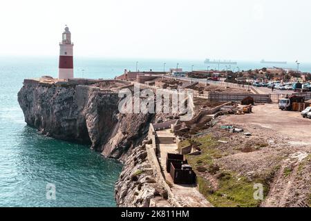 Gibraltar. Phare de Punta Europa dans le territoire sud du Rocher de Gibraltar. Royaume-Uni, Europe. Banque D'Images