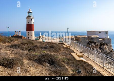 Gibraltar. Phare de Punta Europa dans le territoire sud du Rocher de Gibraltar. Royaume-Uni, Europe. Banque D'Images