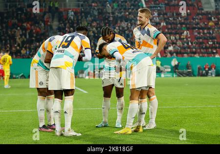 Augsbourg, Allemagne. 19th octobre 2022. Torjubel, célébration de but crédit: SPP Sport presse photo. /Alamy Live News Banque D'Images