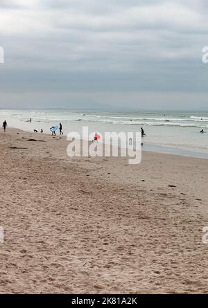 Muizenberg est une ville au bord de la plage dans le Cap occidental, en Afrique du Sud Banque D'Images