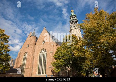 Middelburg sur la péninsule de Walcheren, Nieuwe Kerk et la tour de l'église abbatiale, Tour de l'abbaye de Tall John, Koorkerk, église de choeur, Zeeland, Netherla Banque D'Images