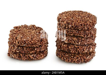 amaranth biscuits avec caroub isolé sur fond blanc avec pleine profondeur de champ. Une alimentation saine Banque D'Images