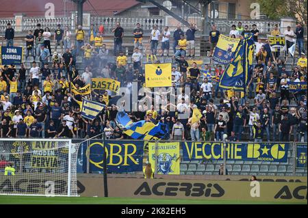 Stade Giovanni Zini, Cremona, Italie, 20 octobre 2022, Modena supporters de Cremona pendant le match de Cremonese contre Modène FC - football italien Coppa Italia Banque D'Images