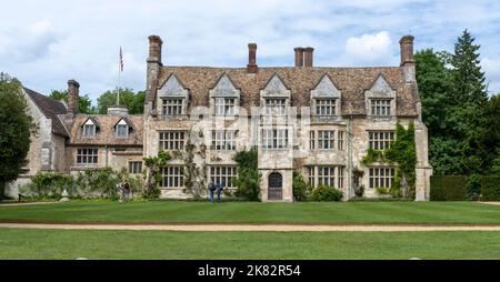 Abbaye d'Anglesey, vue sur le sud, maison de campagne de 17th ans dans le village de Lode, Cambridgeshire, Angleterre, Royaume-Uni Banque D'Images