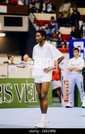 Joueur de tennis sénégalais Yahiya Doumbia, Grand Prix de tennis de Lyon, France, 1988 Banque D'Images