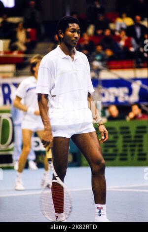 Joueur de tennis sénégalais Yahiya Doumbia, Grand Prix de tennis de Lyon, France, 1988 Banque D'Images