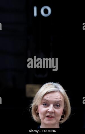 Londres ,Royaume-Uni -20/10/2022. Le Premier ministre britannique Liz Truss a resigné son poste de Premier ministre et de chef du parti conservateur, comme elle en parle Banque D'Images