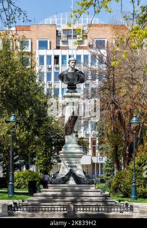 DROBETA TURNU-SEVERIN, ROUMANIE-AVRIL 04 : statue de l'empereur romain Traian sur 04 avril 2018 à Drobeta Turnu-Severin. Banque D'Images