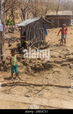 NORD-OUEST DE L'ÉTHIOPIE - 18 MARS 2019 : population locale dans un petit village du nord-est de l'Éthiopie Banque D'Images