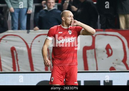 Anvers, Belgique. 20th octobre 2022. Michael Frey, d'Anvers, célèbre après avoir obtenu son score lors d'un match de football entre le Royal Antwerp FC et LE KV Oostende, le jeudi 20 octobre 2022 à Anvers, le 13 e jour de la première division du championnat belge de la « Jupiler Pro League » 2022-2023. Credit: Belga News Agency/Alay Live News Banque D'Images