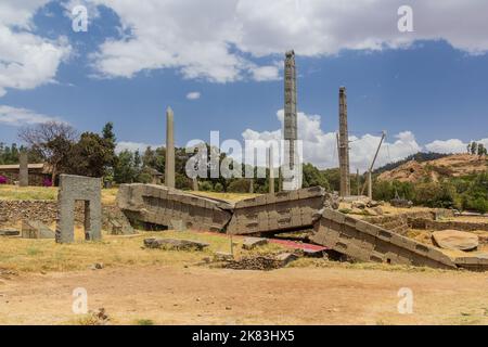 Vue du champ de stèles du Nord à Axum, en Éthiopie Banque D'Images