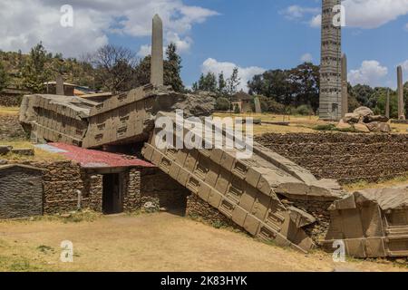 Vue du champ de stèles du Nord à Axum, en Éthiopie Banque D'Images