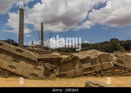 Vue du champ de stèles du Nord à Axum, en Éthiopie Banque D'Images