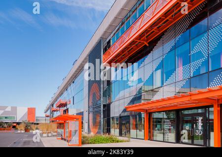 Ici, complexe médiatique et parc technologique de l'est situé près du parc olympique de l'est de Londres, Hackney Wick Banque D'Images