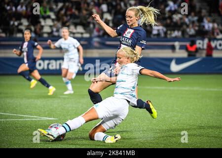 Paris, France. 20th octobre 2022. Amanda ILESTEDE du PSG et de Pernille HARDER de Chelsea pendant la Ligue des champions de l'UEFA, Group A football match entre Paris Saint-Germain et Chelsea sur 20 octobre 2022 au stade Jean Bouin à Paris, France - photo: Matthieu Mirville/DPPI/LiveMedia crédit: Agence photo indépendante/Alamy Live News Banque D'Images