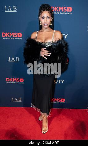 Leyna Bloom participe au gala annuel 2022 de la DKMS à la rue Cipriani Wall sur 20 octobre 2022 Banque D'Images