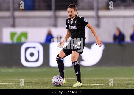 Schaffhausen, Suisse. 19th octobre 2022. SCHAFFHAUSEN, SUISSE - OCTOBRE 19 : Cecilia Salvai de Juventus lors du match C de la Ligue des champions des femmes de l'UEFA entre le FC Zürich et la Juventus à l'arène de Wefox sur 19 octobre 2022 à Schaffhausen, en Suisse. (Marcio Machado/SPP) crédit: SPP Sport presse photo. /Alamy Live News Banque D'Images