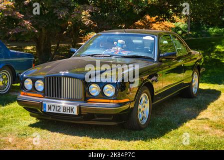 BADEN BADEN, ALLEMAGNE - JUILLET 2022: Black Bentley Continental T 1991, réunion à Kurpark. Banque D'Images