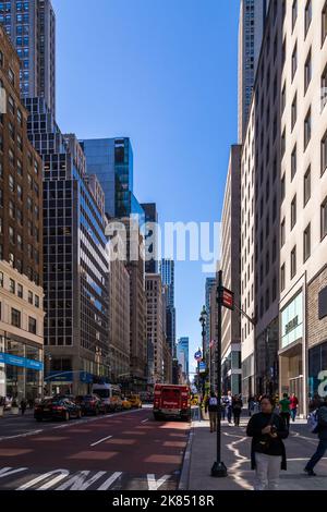 New york, Etats-Unis - 16 mai 2019: Très grande rue dans la ville de New York, Etats-Unis Banque D'Images