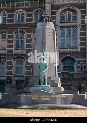 Anvers, Belgique, 24 juillet 2022, Statue à Anvers, Aux marins tués pour la Belgique Banque D'Images