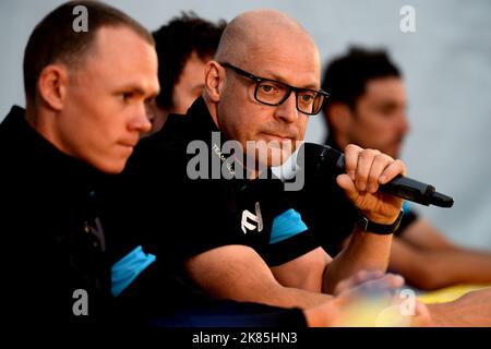 Team Sky cycle Racing le directeur de l'équipe Sir Dave Brailsford lors d'une conférence de presse à Leeds Banque D'Images