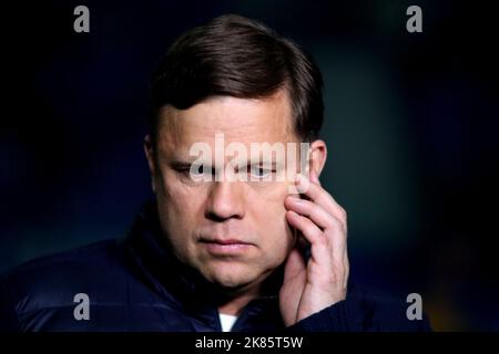 Saint-Pétersbourg, Russie. 20th octobre 2022. L'entraîneur et fonctionnaire de football, l'expert Vladislav Radimov, a vu pendant le match de football de la coupe russe 2022/2023 entre Zenit Saint-Pétersbourg et Krylia Sovetov Samara à l'arène Gazprom. Score final; Zenit 2:1 Krylia Sovetov. Crédit : SOPA Images Limited/Alamy Live News Banque D'Images