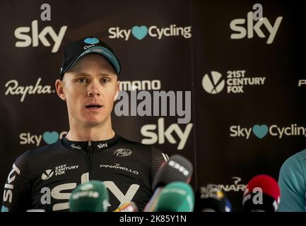 Chris Froome de Team Sky lors d'une conférence de presse dans leur hôtel en dehors de Berne, Suisse. Banque D'Images